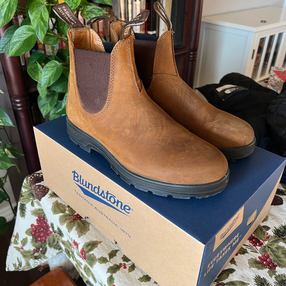 Blundstone 562 crazy horse size 8